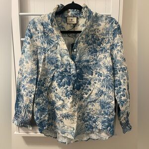 Floral Blue and White Blouse by Tuckernuck NWT
